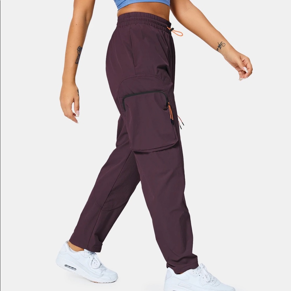 HALARA jogger sangria